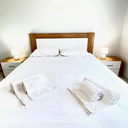 Surfers Den - One Bedroom Flat - Baleal Daire Ferrel (Leiria)